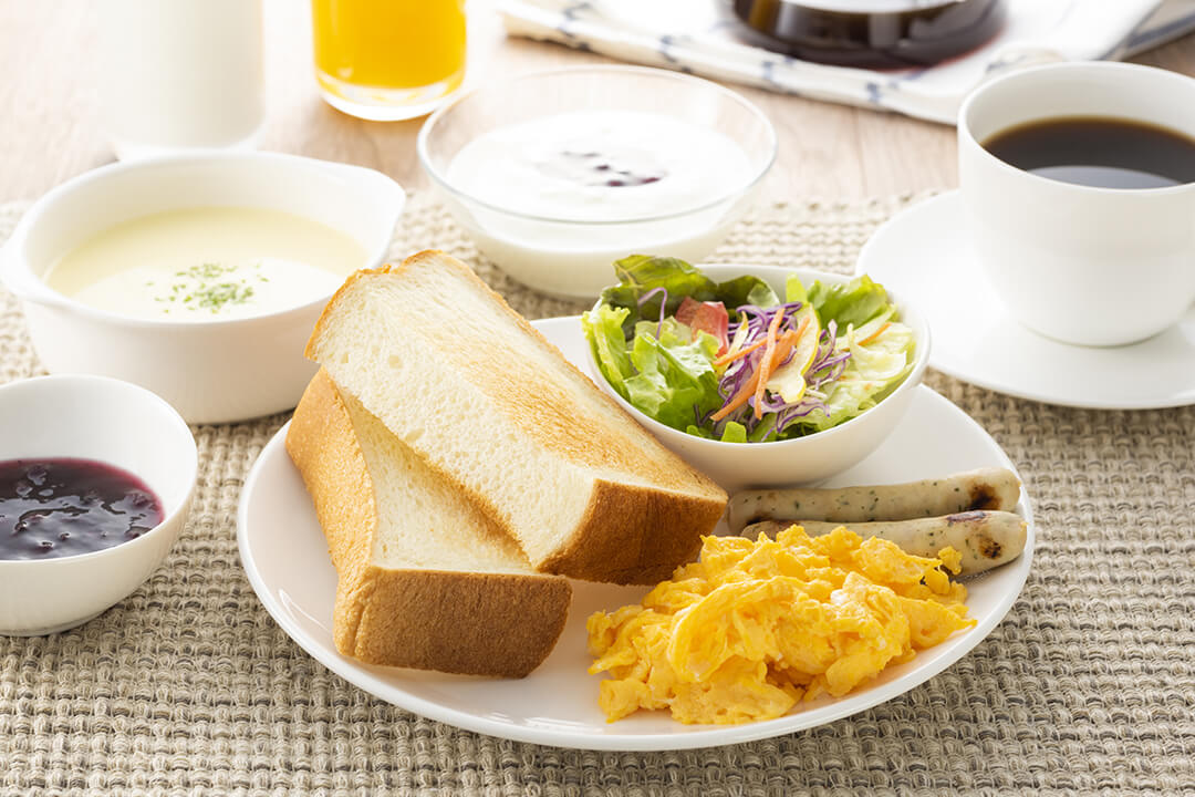合宿免許のお楽しみ!リアルな“食事事情”|学生のぶっちゃけアンケート!