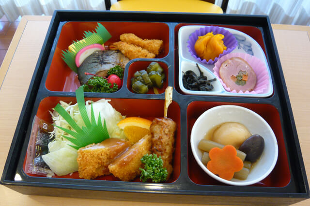 夕食例
