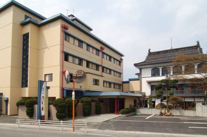 米沢ドライビングスクール：外観
